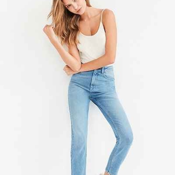 BDG Denim - BDG High Rise Ankle Cigarette Jean Light Wash